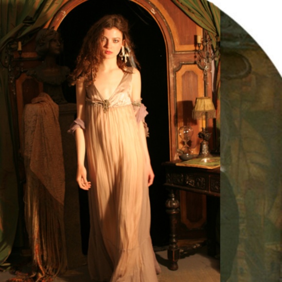 Gypsy Moon Boston - Picture 3 of 8